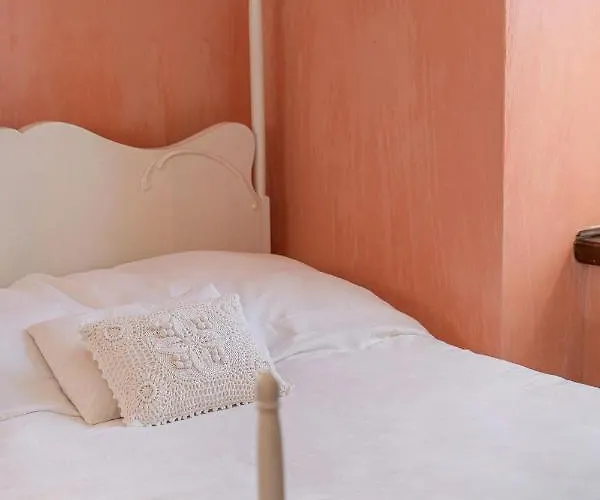 The 1813 Painter's By Neuvel *