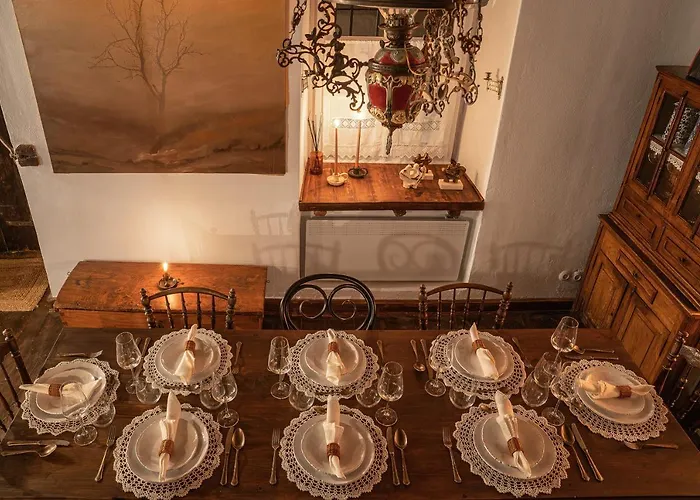 Villa The 1813 Painter's By Neuvel Galaxidi