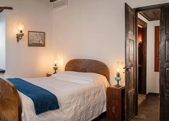 Villa The 1813 Painter's By Neuvel